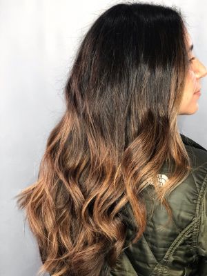 Blow dry by Yvonne Jenney in Freeport, NY 11520 on Frizo