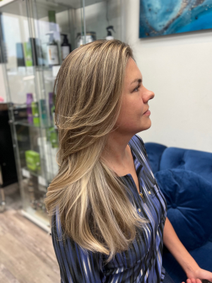 Color correction by Sevda Kulieva at Best beauty salon in Miami, FL 33180 on Frizo
