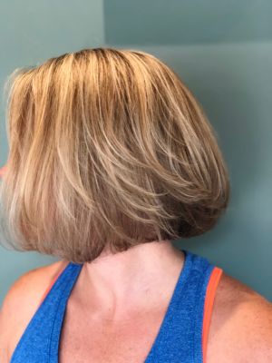 Highlights by Connie Nagle at Connie at StyleBar in Charlotte, NC 28203 on Frizo