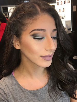 Prom makeup by Danisha Fowler in Bronx, NY 10456 on Frizo