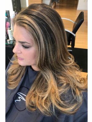 Balayage by Gina Rapposelli at Currie Hair skin Nails in Wayne, PA 19087 on Frizo