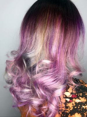 Vivids by Cassidy Thomas at Mantra Hair Salon in Jacksonville, FL 32250 on Frizo