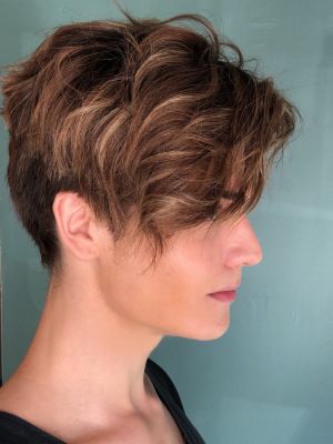 Men's haircut by Derek Moser in Charlotte, NC 28203 on Frizo