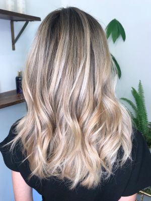 Balayage by Sarah English at Sarah English Salon in Los Angeles, CA 90046 on Frizo