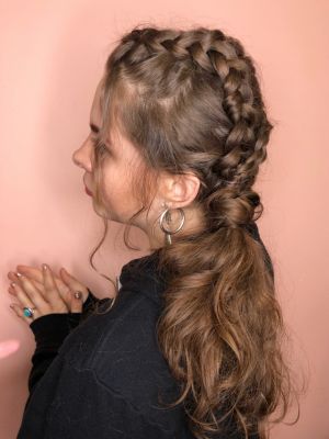 Braids by Daisy Holt at Retro Daze in Las Vegas, NV 89147 on Frizo