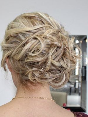 Bridal hair by Norma Zavala in Cedar Creek, TX 78612 on Frizo