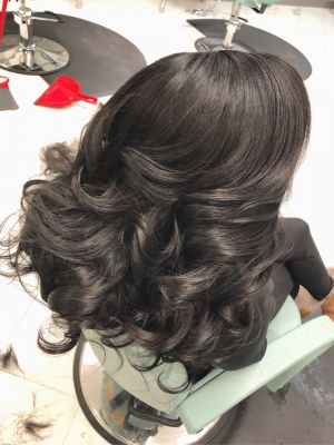 Extensions by Elizabeth Edwards in Atlanta, GA 30336 on Frizo