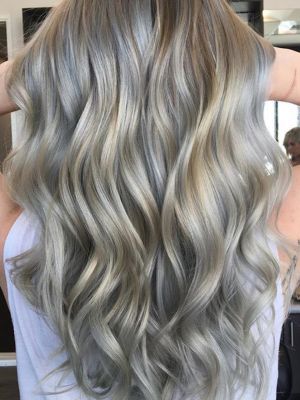 Hollywood waves by Christine Watanabe at Lavish Locks Salon in Rocklin, CA 95677 on Frizo