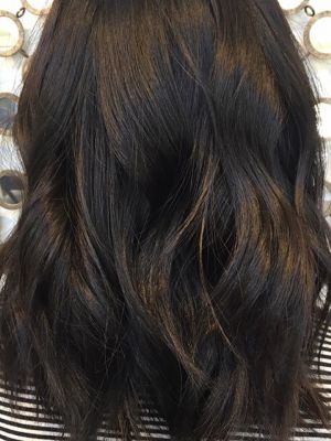 Single process by Christine Watanabe at Lavish Locks Salon in Rocklin, CA 95677 on Frizo