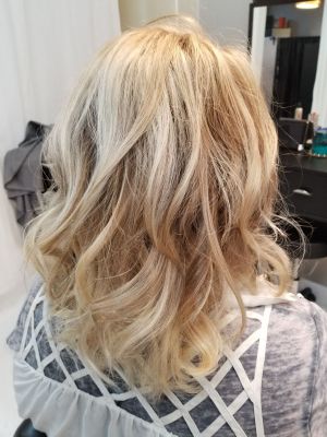 Color correction by John Esparza at Salon On Main in Los Angeles, CA 90013 on Frizo