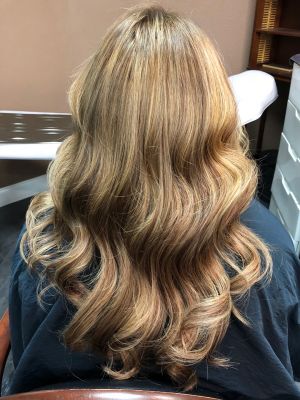 Color correction by Nelly Kelly at Damico hair slon in Brandon, FL 33511 on Frizo