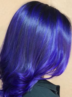 Vivids by Nelly Kelly at Damico hair slon in Brandon, FL 33511 on Frizo