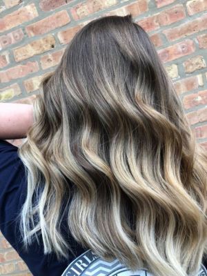 Balayage by Joanna Krok in Chicago, IL 60614 on Frizo