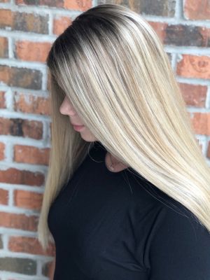 Highlights by Olivia Hansen at Mid City Salon and Spa in Bloomington, IL 61701 on Frizo