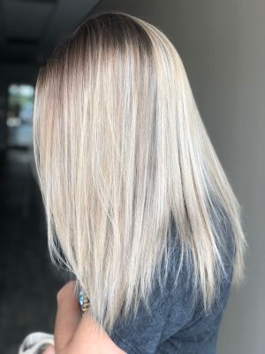 Highlights by Dayna Nurnberg at OPULENT BEAUTY in Palos Heights, IL 60463 on Frizo
