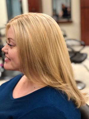 Partial highlights by Larrabie Vance at Little Shop of Hairdos in Upland, CA 91786 on Frizo