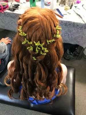 Bridal hair by Mindy Long at Platinum Salon & Spa in Tacoma, WA 98403 on Frizo