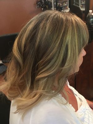 Women's haircut by Carmen Torres at Balova hair in Albany, OR 97322 on Frizo