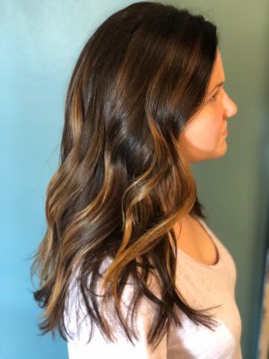 Balayage by Spivey Wilson in Birmingham, AL 35243 on Frizo