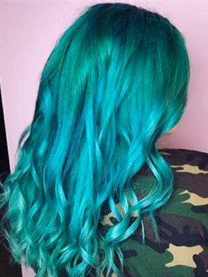 Vivids by Ashley Crocker at Capelli Salon in Las Vegas, NV 89117 on Frizo