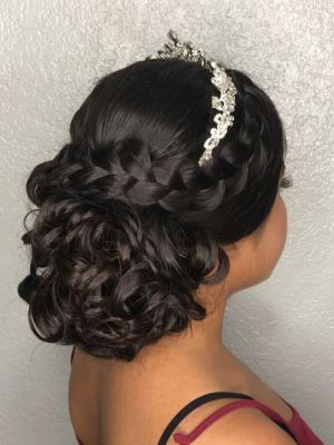 Updo by Robby Garza in Galveston, TX 77551 on Frizo