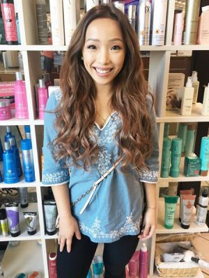 Women's haircut by Joua Yang at LifeSpa Salon in Minneapolis, MN 55433 on Frizo