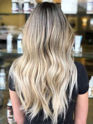 Balayage by Desiree Guglielmo at Salon Bloom in Claremont, CA 91711 on Frizo