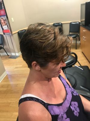 Women's haircut by Ali Massaro at Fantastic Sams in Saint Petersburg, FL 33704 on Frizo