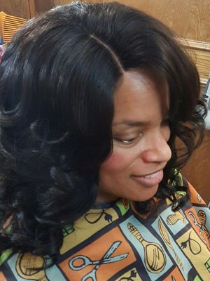 Extensions by Jazmine Williams at Styles by Jaz in Arlington, TX 76013 on Frizo