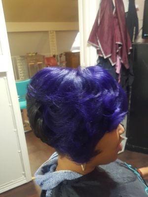 Women's haircut by Jazmine Williams at Styles by Jaz in Arlington, TX 76013 on Frizo