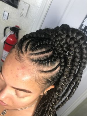 Braids by Akeia Hill at Hair From Scratch in Desoto, TX 75115 on Frizo