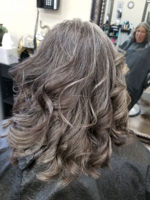 Women's haircut by Ariella Sutton at Ballistic Hair in Kingsport, TN 37660 on Frizo