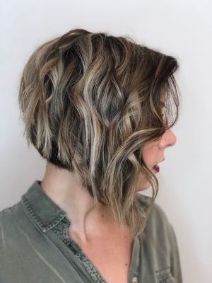 Women's haircut by Ashley Trenholme at Jennerations Salon in Mansfield, MA 02048 on Frizo