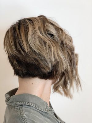 Women's haircut by Ashley Trenholme at Jennerations Salon in Mansfield, MA 02048 on Frizo