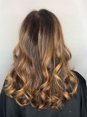 Balayage by Jessica Chapman at Love + Roots Salon in Austin, TX 78702 on Frizo