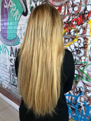 Extensions by Fleur Spratley at Hair by Fleur in Miami, FL 33180 on Frizo