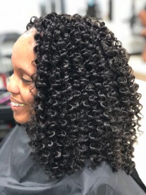 Extensions by Shardae Vanhook at Tisun Beauty Salon in Charlotte, NC 28213 on Frizo