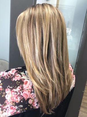 Highlights by Elizabeth Cook in Knoxville, TN 37918 on Frizo