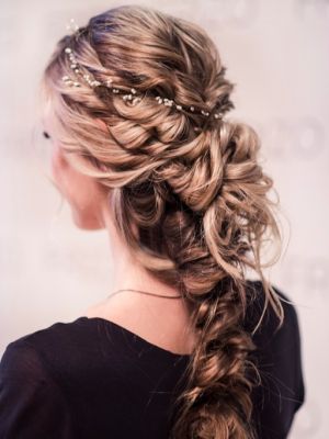 Bridal hair by Stephanie Brinkerhoff in Ogden, UT 84401 on Frizo