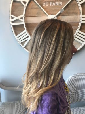 Balayage by Mae Jones at La petite salon in Denver, CO 80214 on Frizo