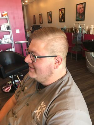 Men's haircut by Mae Jones at La petite salon in Denver, CO 80214 on Frizo