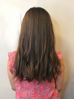 Women's haircut by Mae Jones at La petite salon in Denver, CO 80214 on Frizo