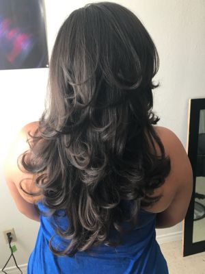 Women's haircut by Jess Mtz at Glamour Queen in McAllen, TX 78501 on Frizo