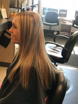 Extensions by Lorena Lara at Lush Styles & Cuts in Mount Vernon, WA 98273 on Frizo