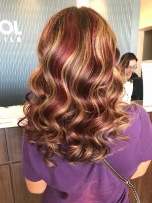 Hollywood waves by Karla Lucero in San Antonio, TX 78250 on Frizo