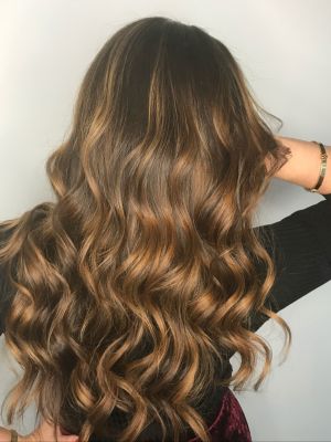 Balayage by Jeny Bib in Brooklyn, NY 11235 on Frizo