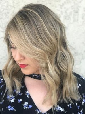 Highlights by Gabriela Gabriel at Bombshell Beauty Bar in Port Hueneme, CA 93041 on Frizo