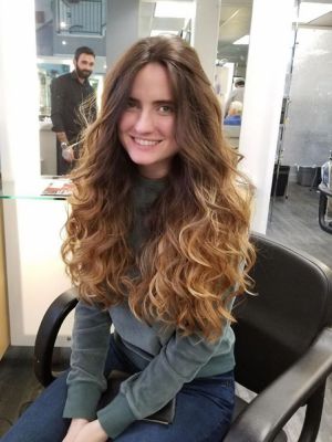 Haircut / blow dry by Elie Khoury at Ek salon in Houston, TX 77056 on Frizo