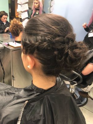 Bridal hair by Lexie Reichartz at Time to get flawless in Waukesha, WI 53186 on Frizo