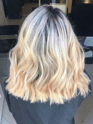 Ombre by Martha Sanchez at Color Queens Hair Salon in San Jose, CA 95122 on Frizo